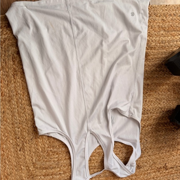 Women’s Champion Work Out Tank - Picture 4 of 5